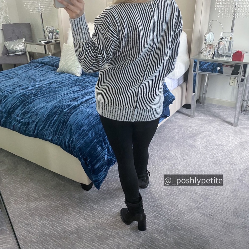 Bohme vertical striped white & black v-neck knit wear sweater long sleeve  top - Picture 9 of 15